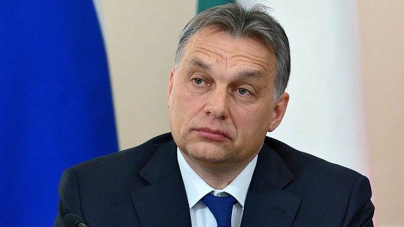 Орбан: ЕС критикует Россию, а сам не может договориться по беженцам