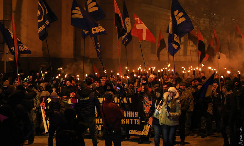 Факельное шествие в Одессе. Полиция активно поддерживала националистов