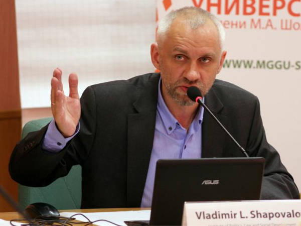 Владимир Шаповалов: Запад дал добро на смену элит на Украине Владимир Шаповалов: Запад дал добро на смену элит на Украине