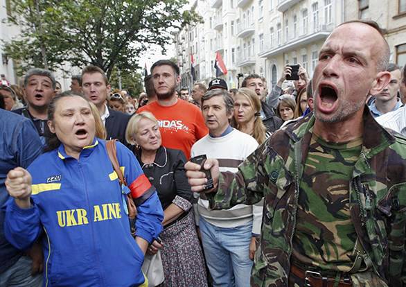 Третий Майдан: радикалы в Киеве занимаются любимым делом - протестуют