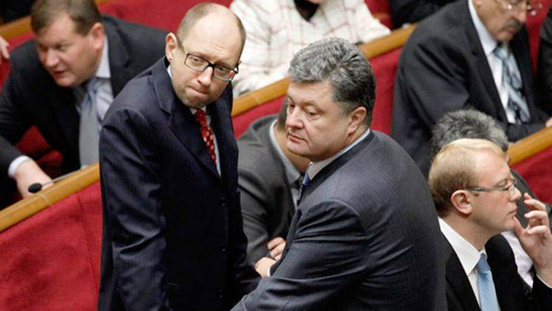 Против Порошенко начали играть его же люди Против Порошенко начали играть его же люди