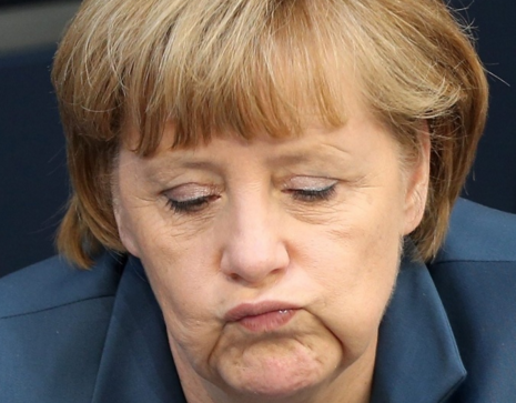 Меркель: я в отчаянии от проблем с мигрантами