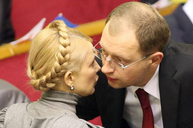 Почему Тимошенко против Яценюка?! Хитрый план газовой принцессы