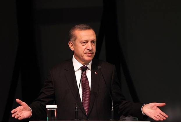 Азербайджан: Эрдоган не полетел к Алиеву, испугавшись близости Карабаха