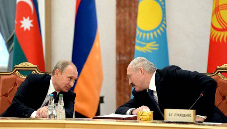 Лукашенко перепутал Путина с Медведевым Лукашенко перепутал Путина с Медведевым