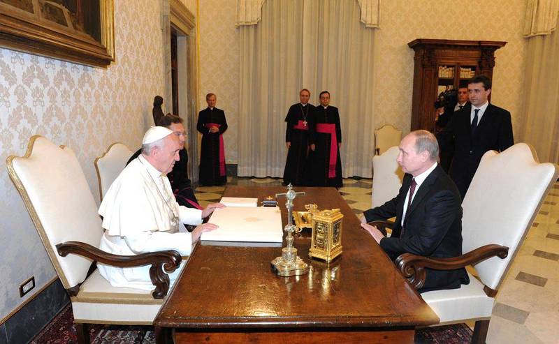 С помощью Владимира Путина Папа Римский надеется выйти на Башара Асада и Хасана Рухани