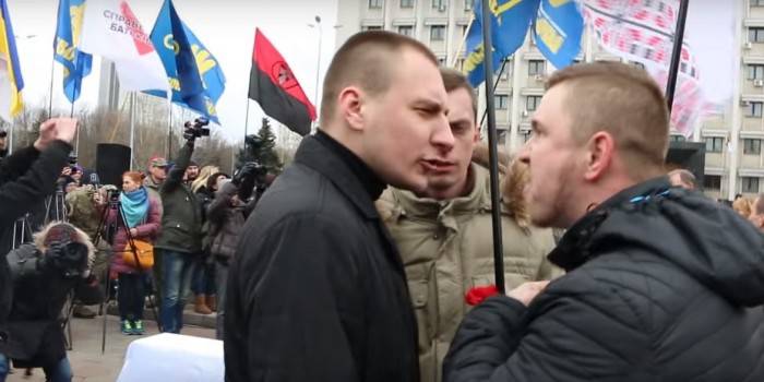 В Одессе на траурном мероприятии националисты подрались из-за русского языка