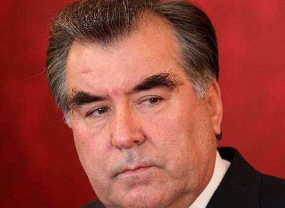 Таджикистан и «пожизненный» Рахмон: что скрывает восточная лесть Таджикистан и «пожизненный» Рахмон: что скрывает восточная лесть