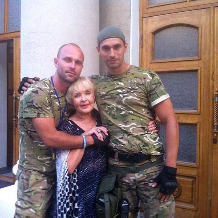 Их можно назвать только ублюдками и никем более Их можно назвать только ублюдками и никем более