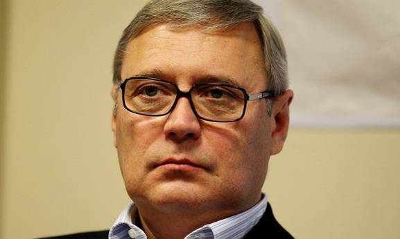 Касьянова закидали яйцами во Владимире Касьянова закидали яйцами во Владимире