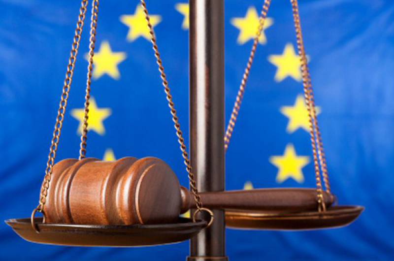 Европа предложила России «выборочное правосудие» Европа предложила России «выборочное правосудие»