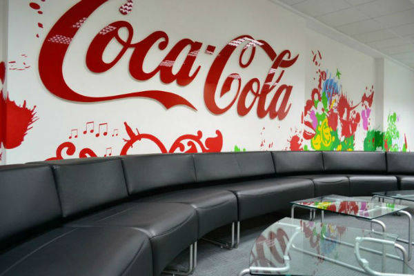 В Госдуме предложили изгнать Coca-Cola из России за Крым