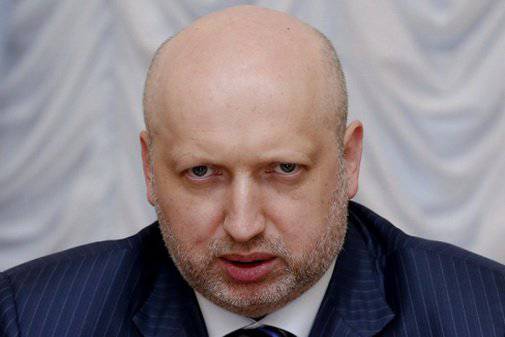 Премьер Турчинов способен погрузить Украину в новую войну