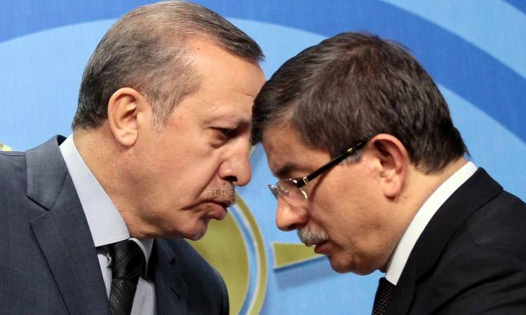 Партия Давутоглу и Эрдогана «трещит по швам»