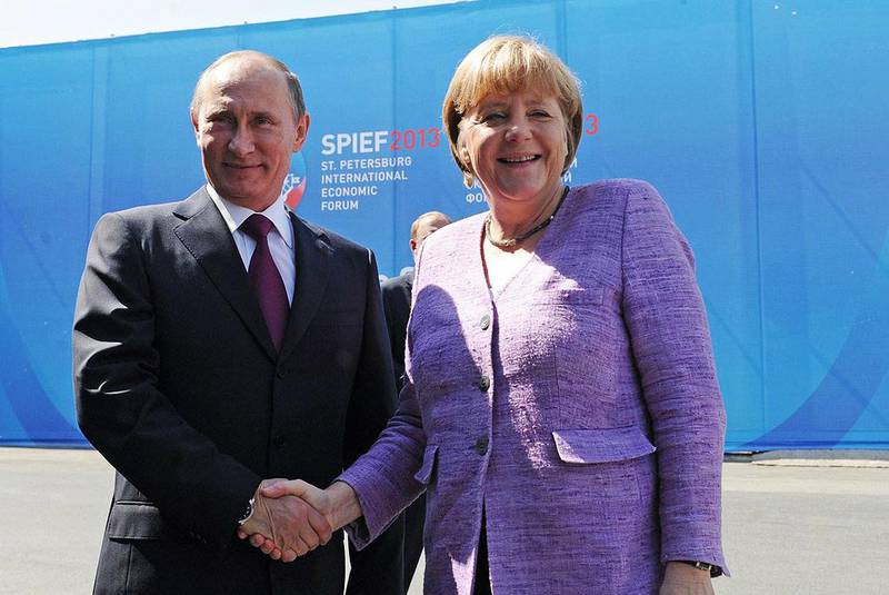 Владимир Путин и Ангела Меркель обсудили ситуацию на Украине