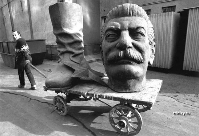 Развенчание культа личности Сталина до сих пор хранит в себе массу загадок