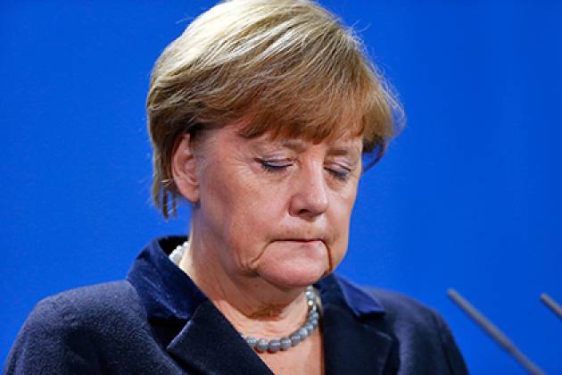 С кем Ангела Меркель делала «это»?
