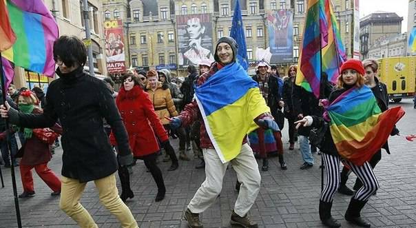 Гей, Европа: во Львове заминировали сторонников однополой любви