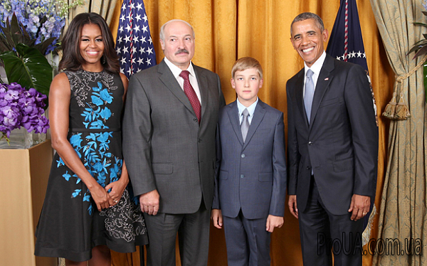 «Белорусский президент признает и уважает мощь американцев»