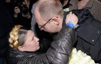 Тимошенко в истерике набросилась на Яценюка