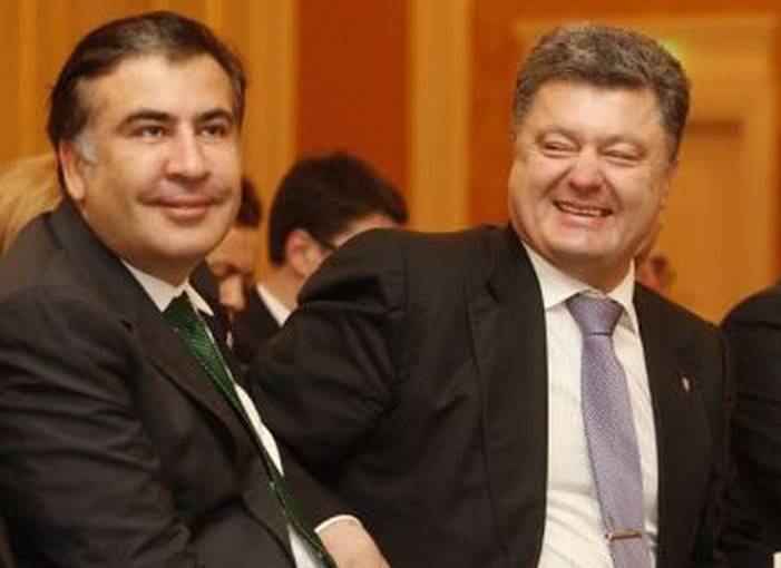 Человек-катастрофа Саакашвили начинает тикать в голове у Порошенко