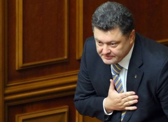 «Ускорение» Порошенко: у депутатов просит помощь, у США — 3 млрд долларов