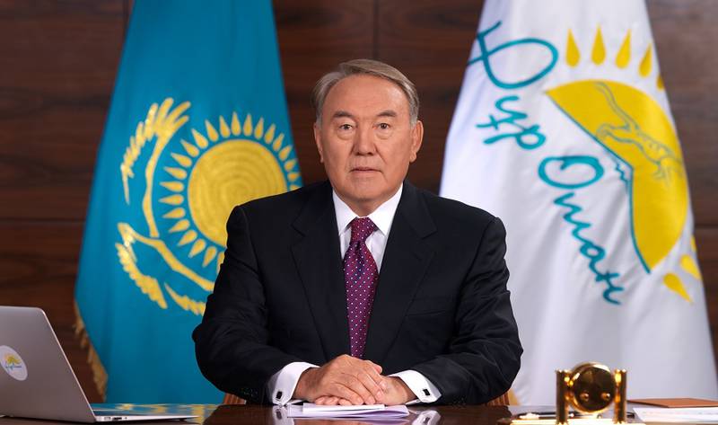 Назарбаев «забрасывает удочку» о политических переменах