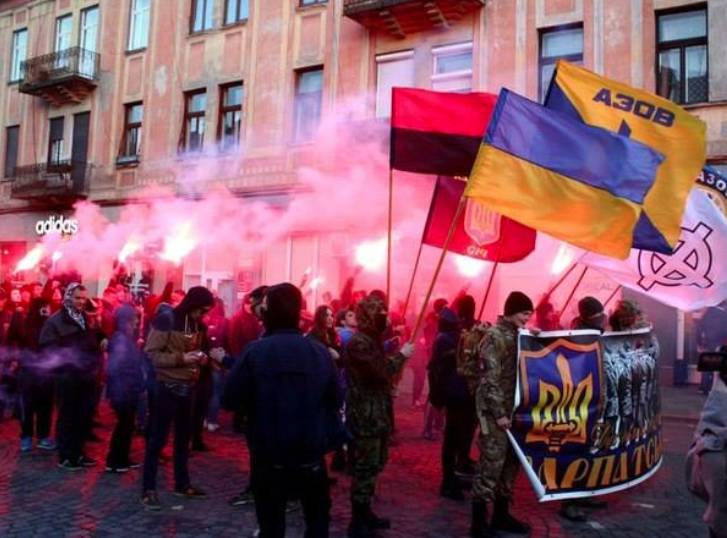 Украинские националисты призывают к расправам над венграми