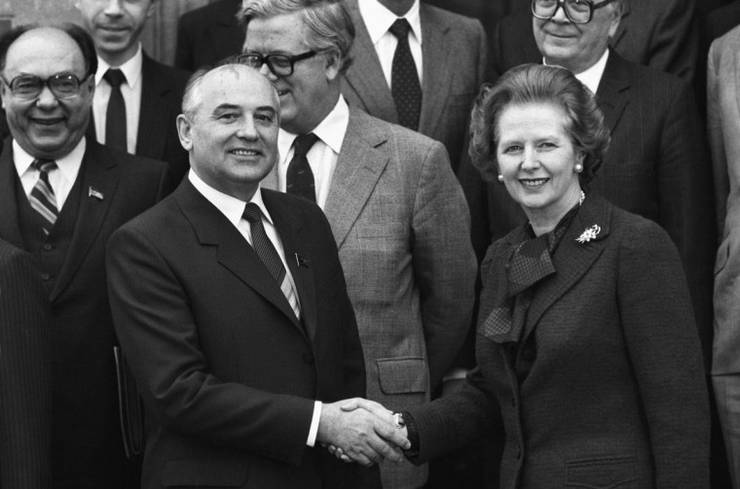 Три мнения о Горбачеве: это жертва идейного экстаза, спаситель от проклятого «совка» или проклятый вырожденец?