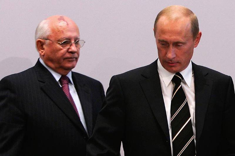 Не дождавшись Путина, Горбачев спелся на своем юбилее с Макаревичем