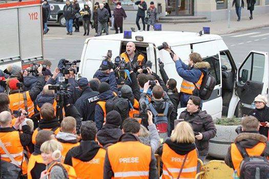 Мал клоп, да вонюч: у Латвии и Украины одни и те же грабли Мал клоп, да вонюч: у Латвии и Украины одни и те же грабли