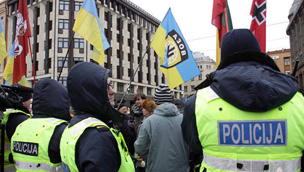 Участие "Азова" в марше СС в Риге вызвало недовольство организаторов
