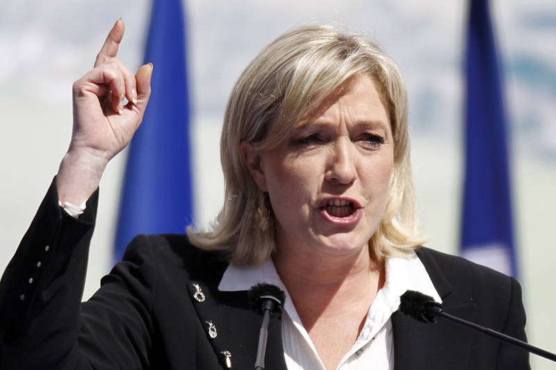 Ле Пен раскритиковала политику Канады в отношении беженцев