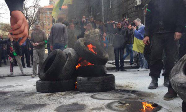 Проверенные бойцы Майдана соскучились по «печенькам»