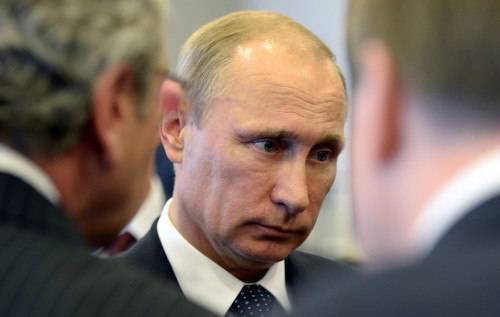 «Бурная» реакция Путина на «кремлевские рокировки»