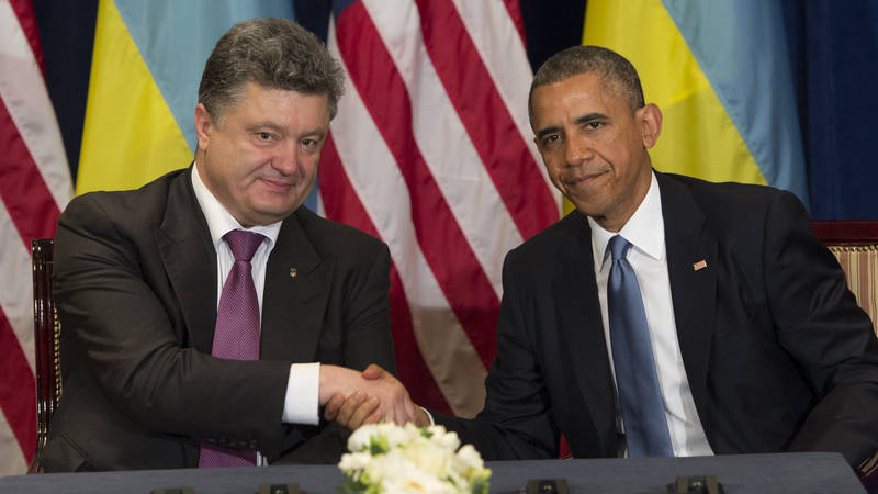 «Шантеклер» Порошенко призвал украинцев учить «язык хозяев»