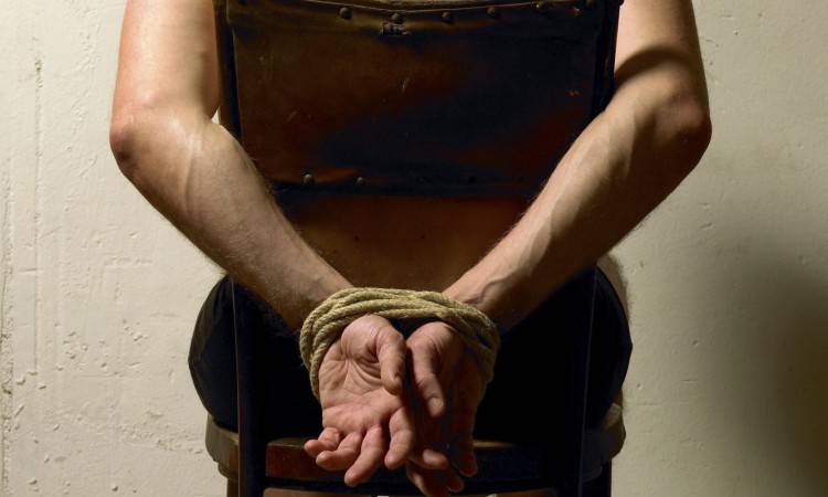 ПАСЕ требует от Украины признание пыток серьезным преступлением