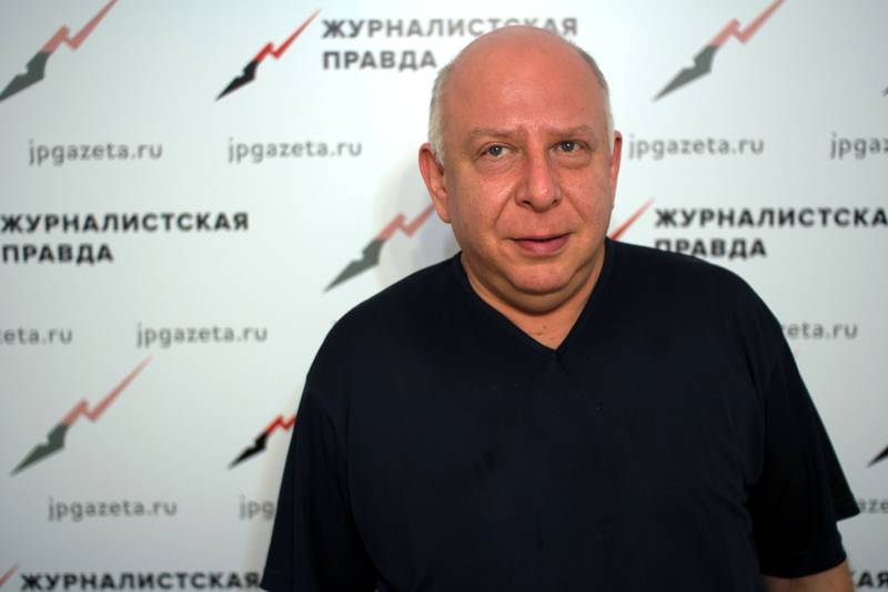 Евгений Бень: конфликт в Нагорном Карабахе опасен для России Евгений Бень: конфликт в Нагорном Карабахе опасен для России