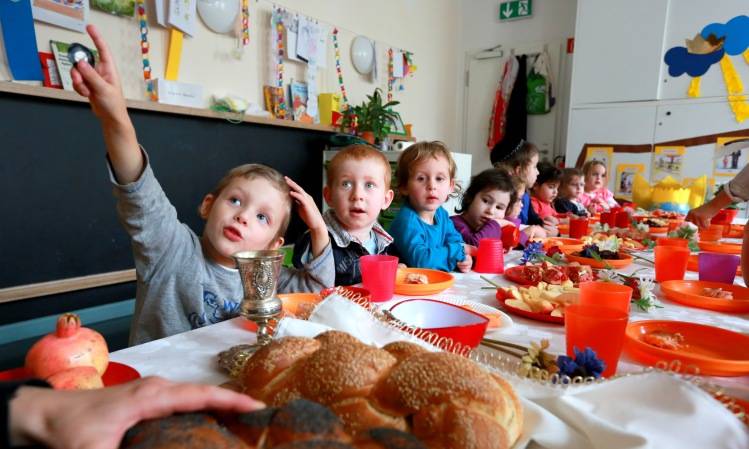 «Единая Россия» — о проблеме мест в детсадах