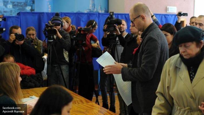 Украина может забыть о выборах на пару лет