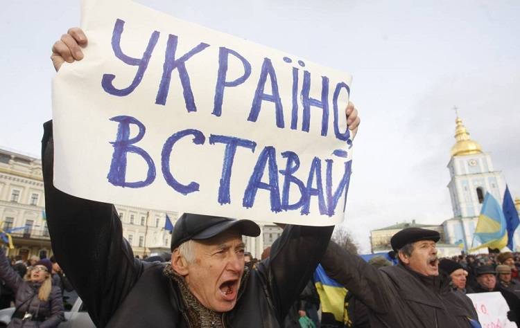 Украина на грани: третий Майдан станет смертельным