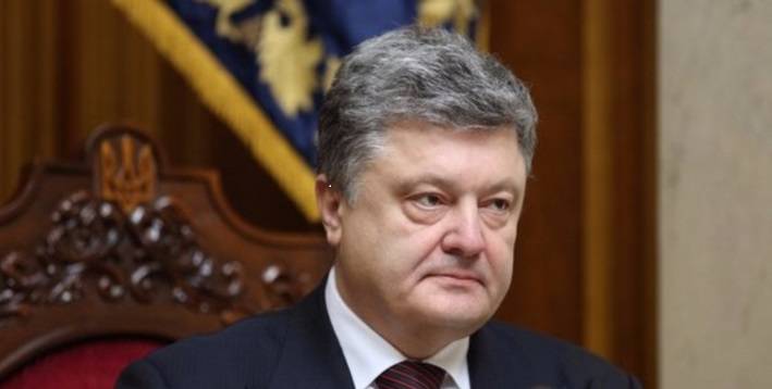 Всё ради рейтинга: как Порошенко легализует коррупцию на Украине