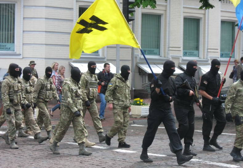 Киев формирует новый политический запрос на насилие: ждем 2 и 9 мая