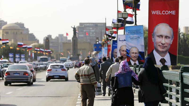 Москва – Каир, или О взаимоподдержке союзников