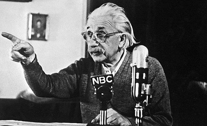 Эйнштейн: критик внешней политики США