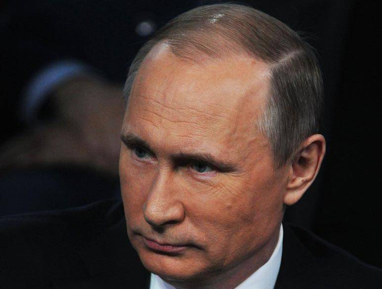 На что Владимир Путин переключил внимание россиян