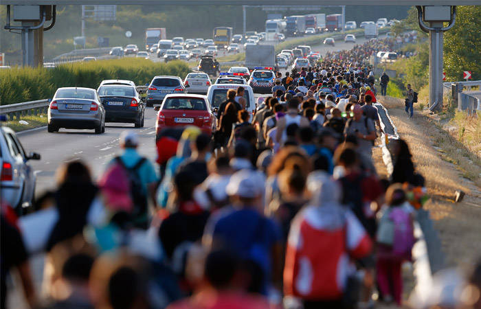 ИноСМИ: Мигранты не хотят в Турцию, Абрамовича прокатили в Нью-Йорке