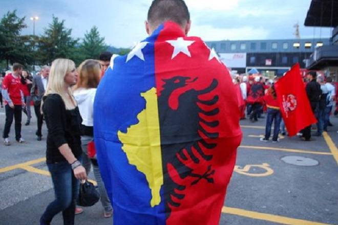 Албанец напал на сербских журналистов