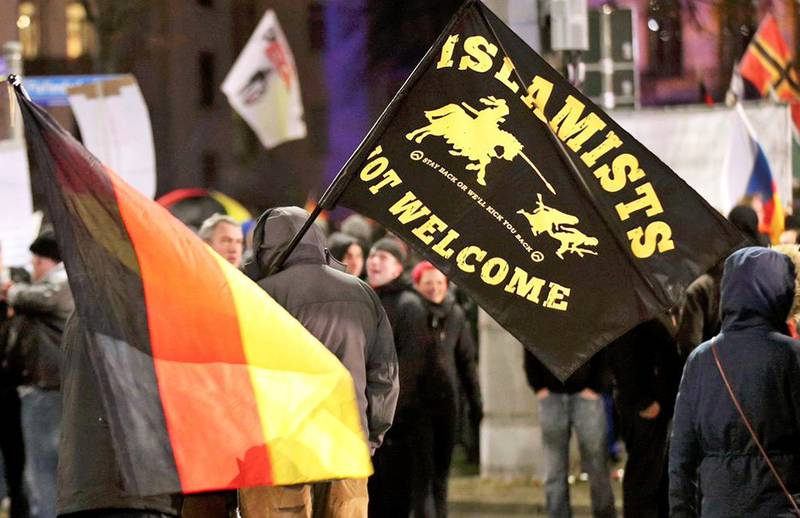 Правительство Германии подводит итоги массовых демонстраций