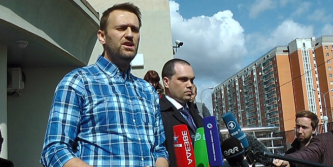 Навальный прививается к «Яблоку»